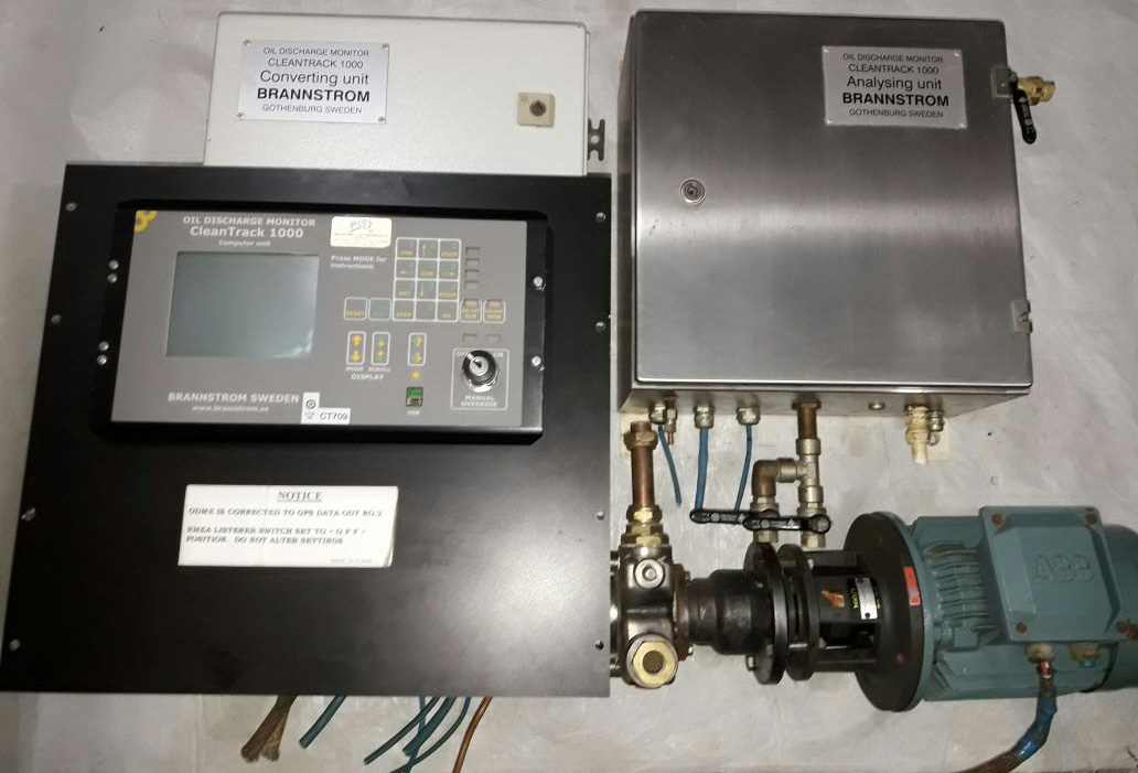 OIL DISCHARGE MONITOR Clean Track 1000